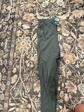 Men's cotopaxi Green Drawstring Pants - Casual Jogger Style